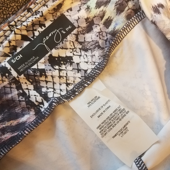 NWT Peony & Me snake/animal Cloud Dancer leggings - Picture 4 of 11